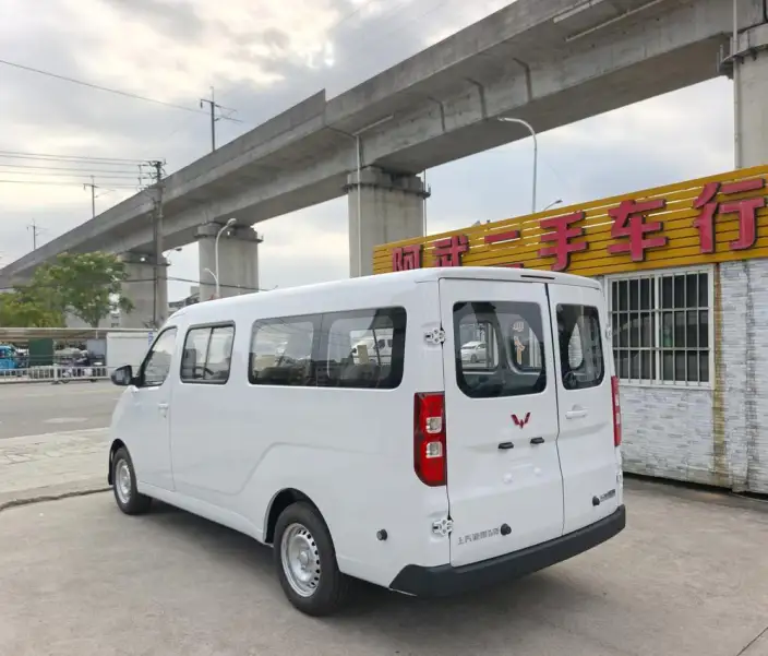 Wuling Yangguang 2026 Model 440km Passenger car Edition Comfort Model 6 seat