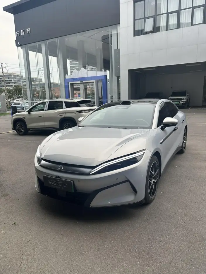 BYD Han L EV 2025 Model 601KM 4WD LiDAR Flagship Model – фото 1