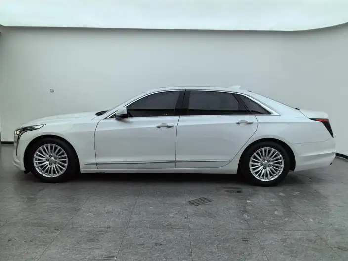 Cadillac CT6 2022 Model 28T Luxury Model – фото 4