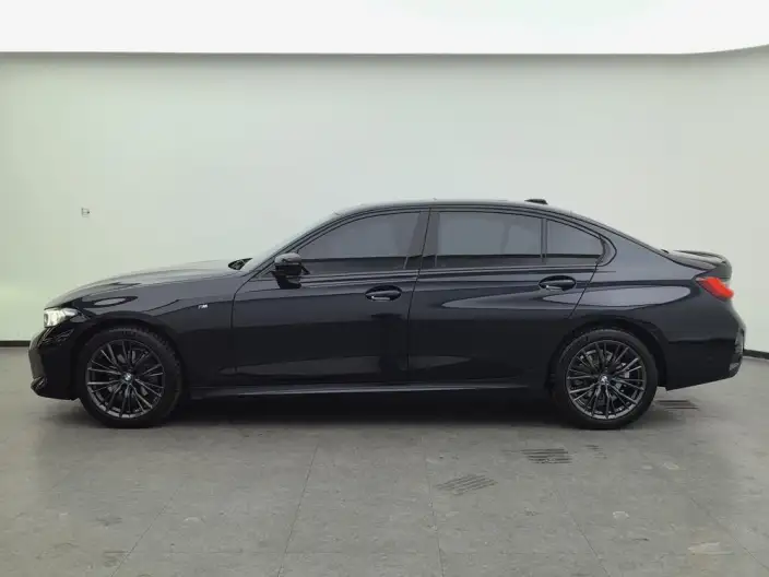 BMW 3 Series 2023 Model 325Li M Sports Night Set – фото 4