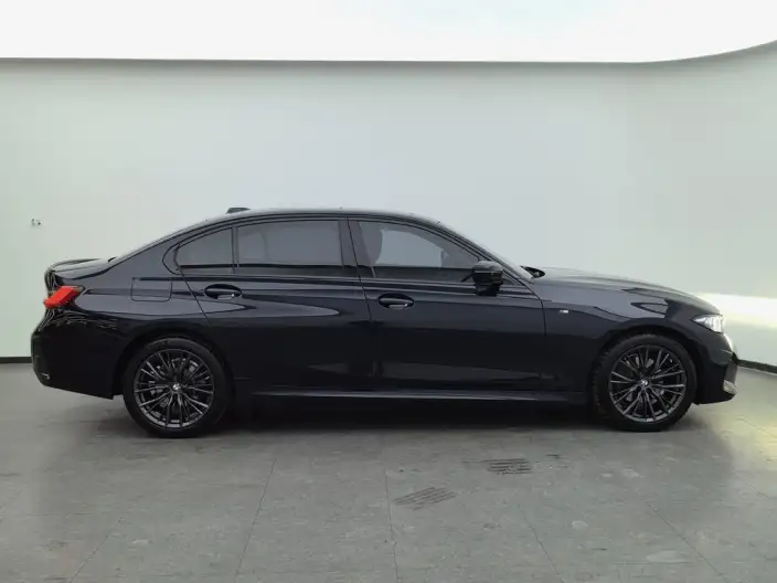 BMW 3 Series 2023 Model 325Li M Sports Night Set – фото 8