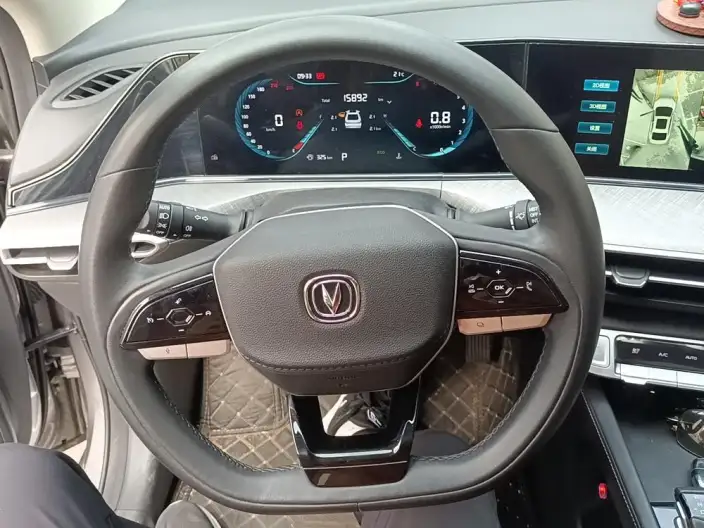 Changan Eado 2022 Model PLUS Blue whale NE 1.4T GDI DCT Noble Model – фото 7