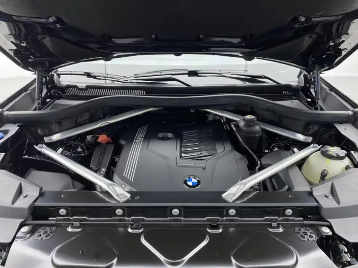 BMW X5 Imported 2022 Model xDrive40i M Sports Set – фото 5