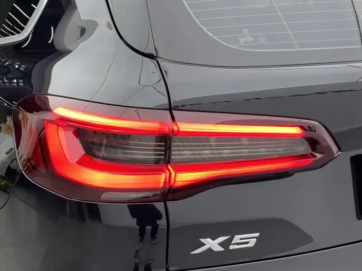 BMW X5 Imported 2022 Model xDrive40i M Sports Set – фото 7