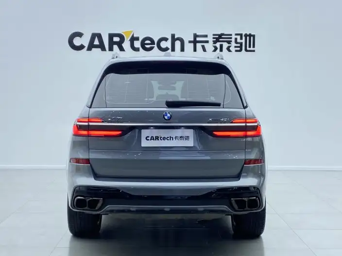 BMW X7 2023 Model xDrive40i Leading Model Luxury Set – фото 3