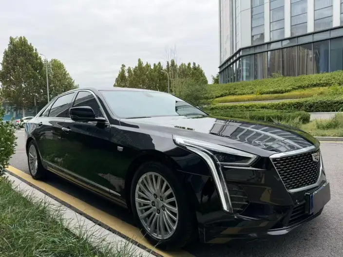 Cadillac CT6 2022 Model 28T Fashion Model – фото 3