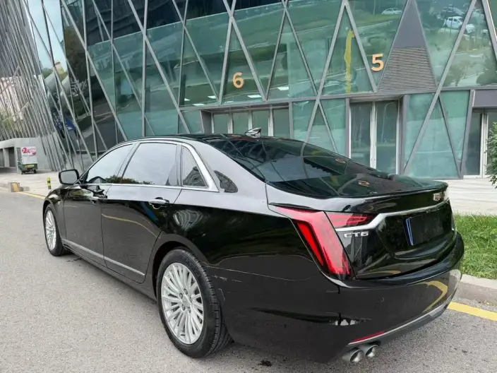 Cadillac CT6 2022 Model 28T Fashion Model – фото 4