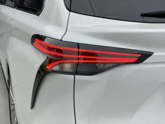 Toyota Sienna 2021 Model 2.5L Hybrid Supreme Edition – фото 7