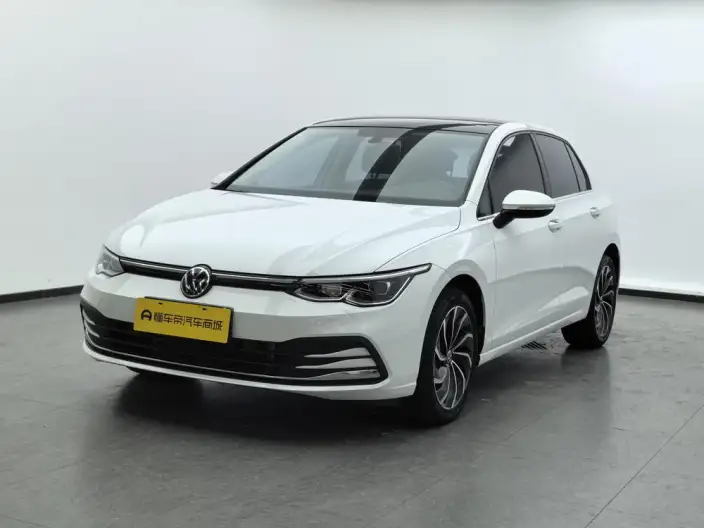 Volkswagen Golf 2024 Model 280TSI DSG Pro 50 Legend Edition – фото 1