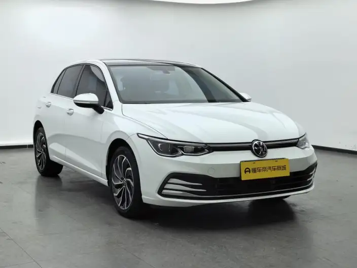 Volkswagen Golf 2024 Model 280TSI DSG Pro 50 Legend Edition – фото 3