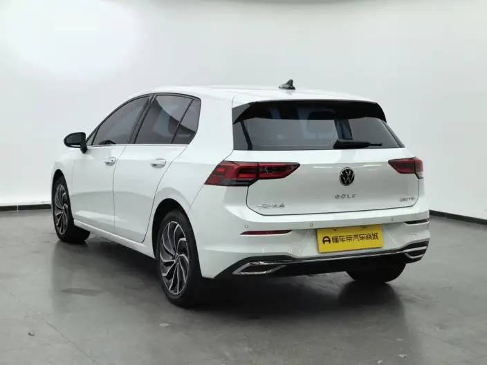 Volkswagen Golf 2024 Model 280TSI DSG Pro 50 Legend Edition – фото 5