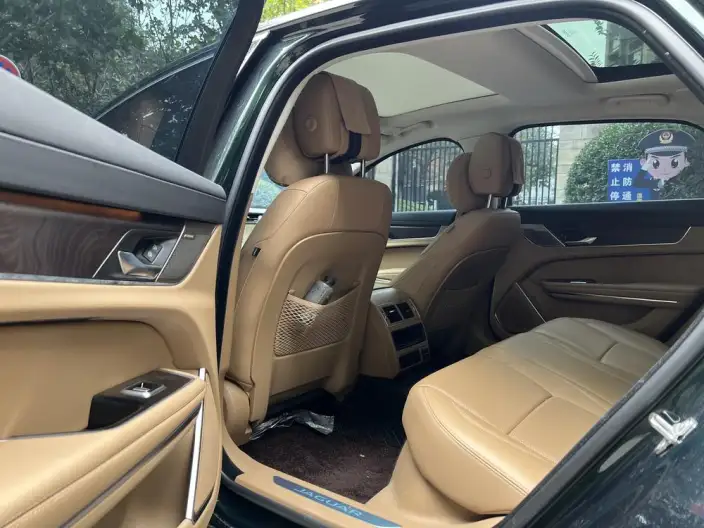 Jaguar XFL 2024 Model 2.0T P250 2WD Exclusive Deluxe Edition – фото 10