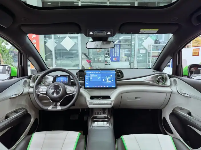 BYD Dolphin 2021 Model Fashion Edition – фото 10