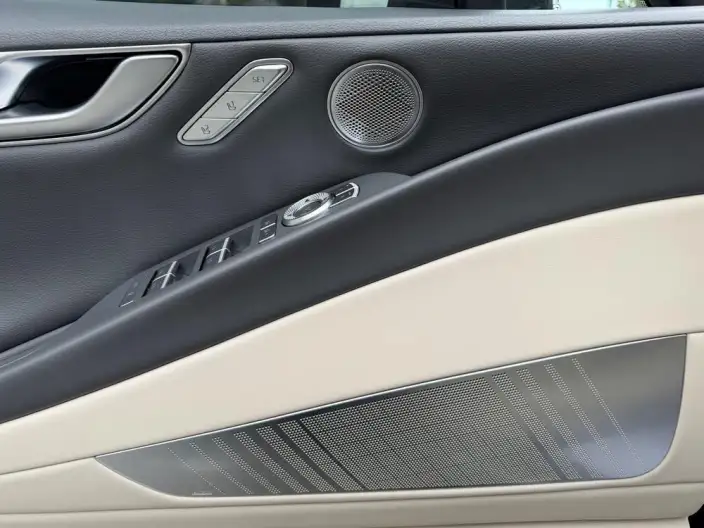 Genesis G80 2023 Model 2.5T 2WD Ultimate Edition – фото 9