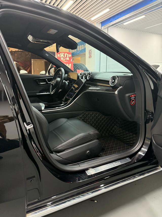 Mercedes-Benz C-Class 2023 C 260 L – фото 5