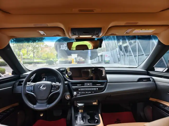 Lexus ES 2024 Model 200 Premium – фото 7