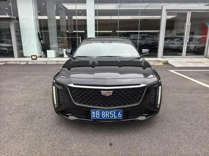 Cadillac CT6 2026 Model 28T Ultimate Edition – фото 2