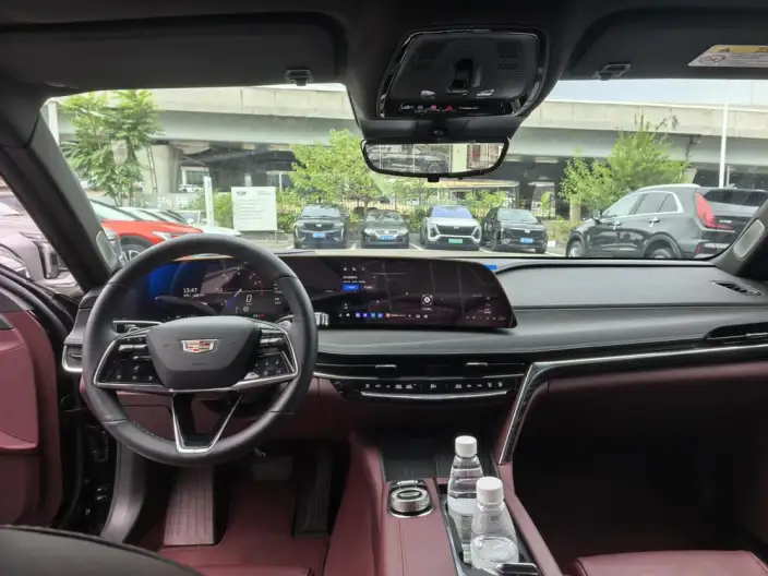 Cadillac CT6 2026 Model 28T Ultimate Edition – фото 5
