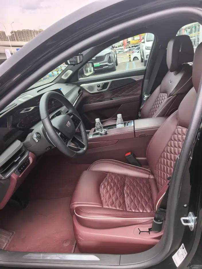 Cadillac CT6 2026 Model 28T Ultimate Edition – фото 8