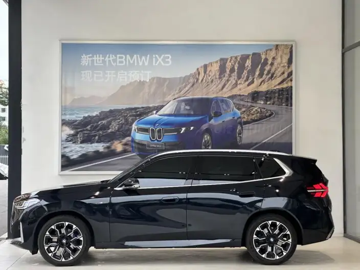 BMW X3 2025 Model xDrive30L Exclusive Model M Sports Set – фото 4