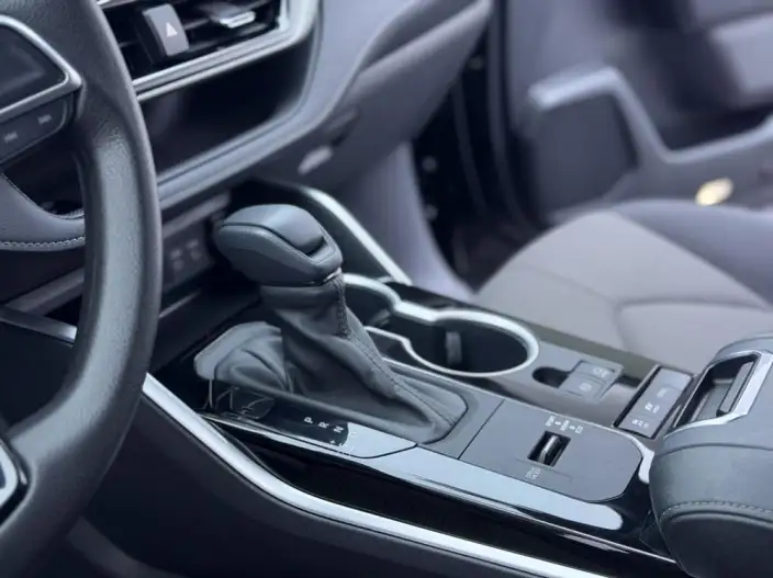 Toyota Highlander 2022 Model Hybrid 2.5L 4WD Elite Edition 7 seat – фото 10