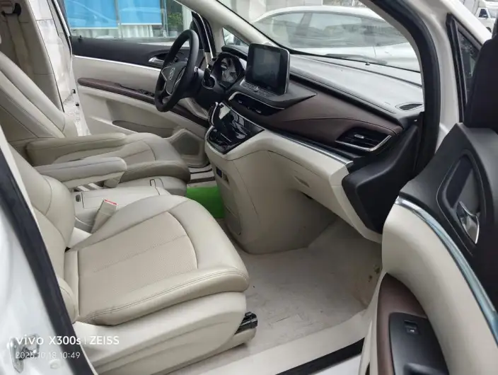 Buick GL8 2023 Model Business class 2.0T Comfort Model – фото 8