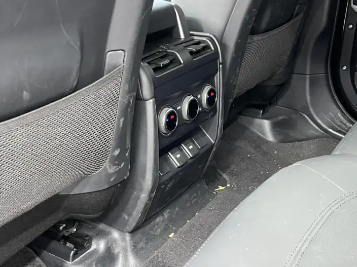Land Rover Defender 2024 Model 110 3.0T P400 XS – фото 5