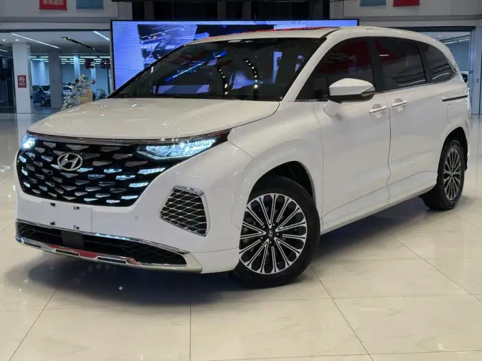 Hyundai Custin 2024 Model 270TGDi LUX Premium Edition