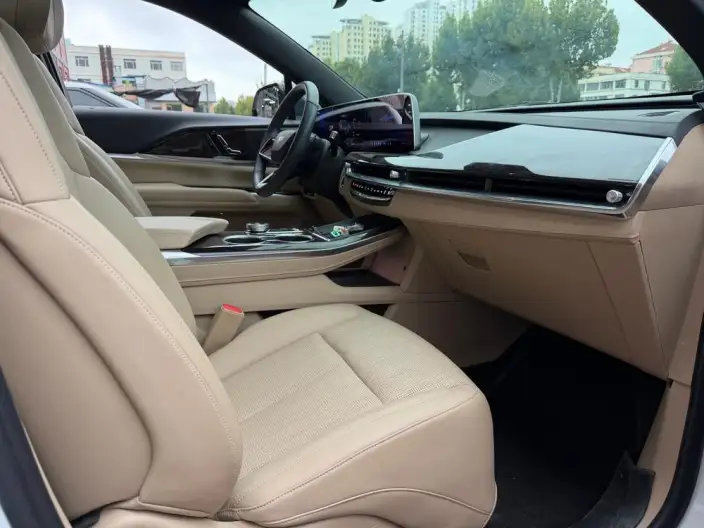 Cadillac XT5 2025 Model 28T 4WD Luxury Model – фото 5