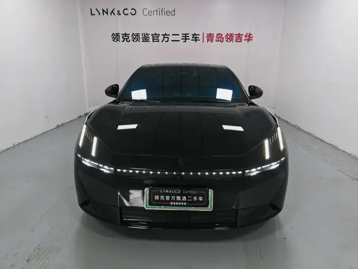 **Lynk & Co Z10** 2025 Model 95kWh 702km 4WD Halo