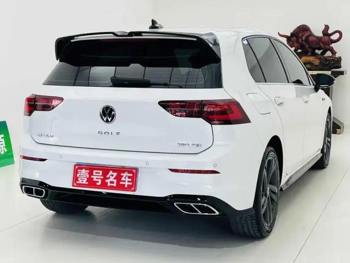 Volkswagen Golf 2021 Model 280TSI DSG R-Line – фото 6