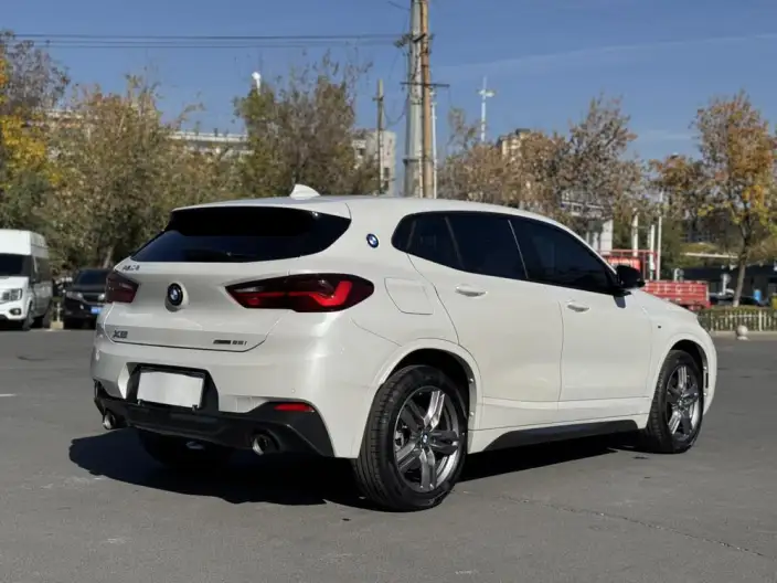 BMW X2 2023 Model sDrive25i M Sports Night Edition – фото 6