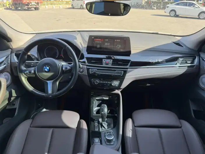 BMW X2 2023 Model sDrive25i M Sports Night Edition – фото 10