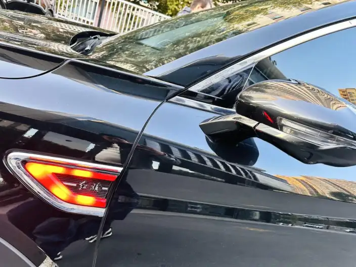 Hongqi HS5 2022 Model Facelift 2.0T Smart Flag Enjoy Edition – фото 7