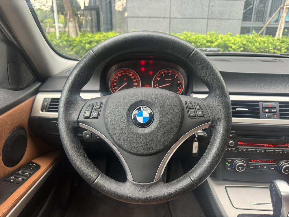 BMW 3 Series 2011 модификация 325i Fashion – фото 14