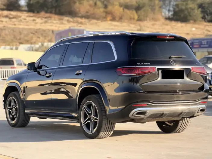 Mercedes-Benz GLS 2023 Model GLS 450 4MATIC Fashion Model – фото 4