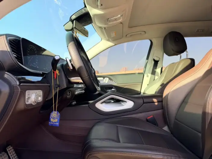 Mercedes-Benz GLS 2023 Model GLS 450 4MATIC Fashion Model – фото 8