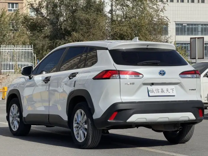 Toyota Corolla Cross 2024 Model 2.0L Intelligent Hybrid Pioneer Edition – фото 4
