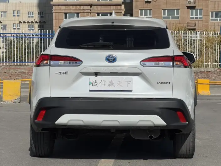 Toyota Corolla Cross 2024 Model 2.0L Intelligent Hybrid Pioneer Edition – фото 5