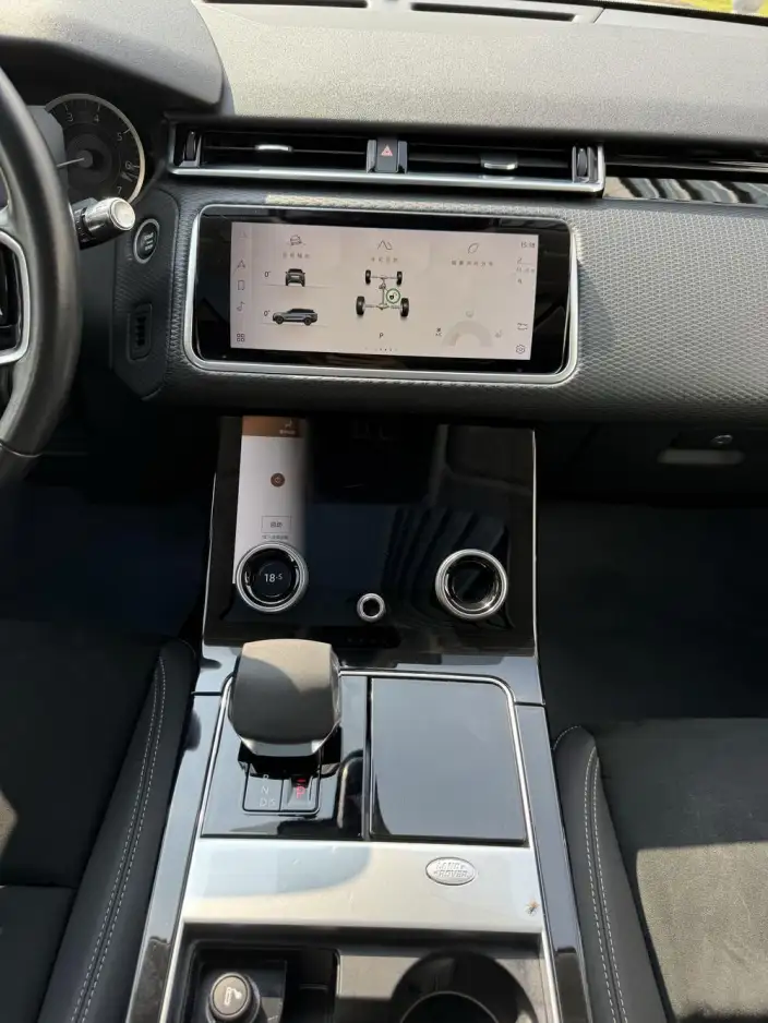 Range Rover Velar 2022 Model 250PS – фото 9