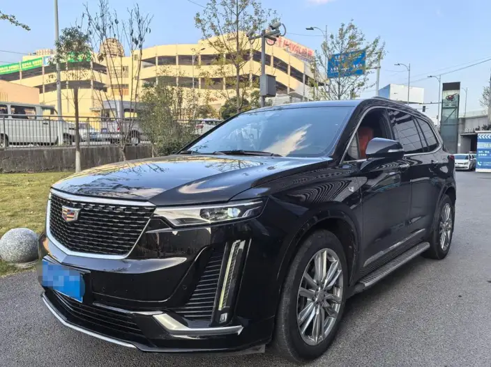 Cadillac XT6 2022 Model 2.0T VI seat 2WD Luxury Model