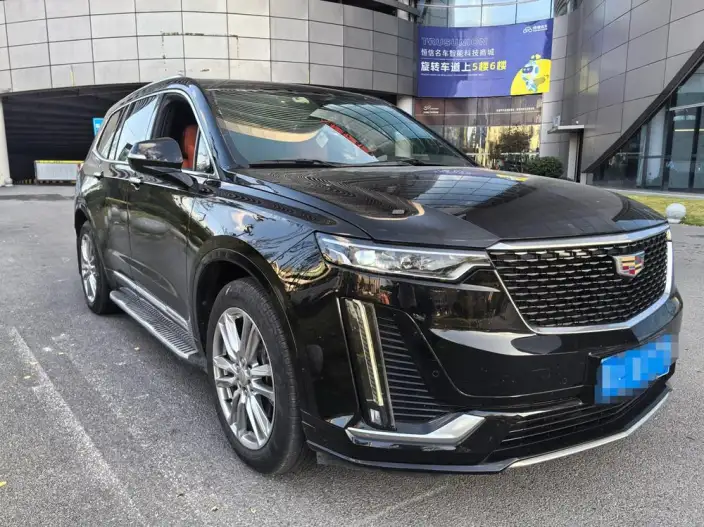 Cadillac XT6 2022 Model 2.0T VI seat 2WD Luxury Model