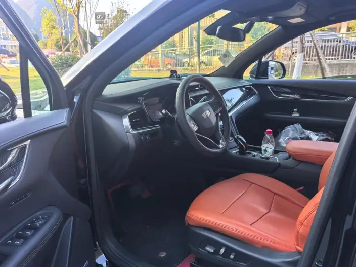 Cadillac XT6 2022 Model 2.0T VI seat 2WD Luxury Model – фото 9