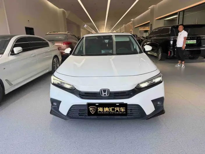 Honda Civic 2023 Model 240TURBO CVT Momentum Edition – фото 2