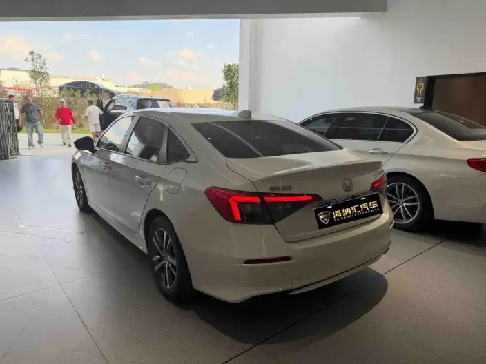 Honda Civic 2023 Model 240TURBO CVT Momentum Edition – фото 3