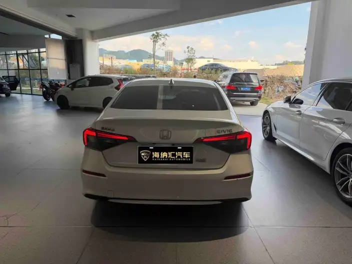 Honda Civic 2023 Model 240TURBO CVT Momentum Edition – фото 4