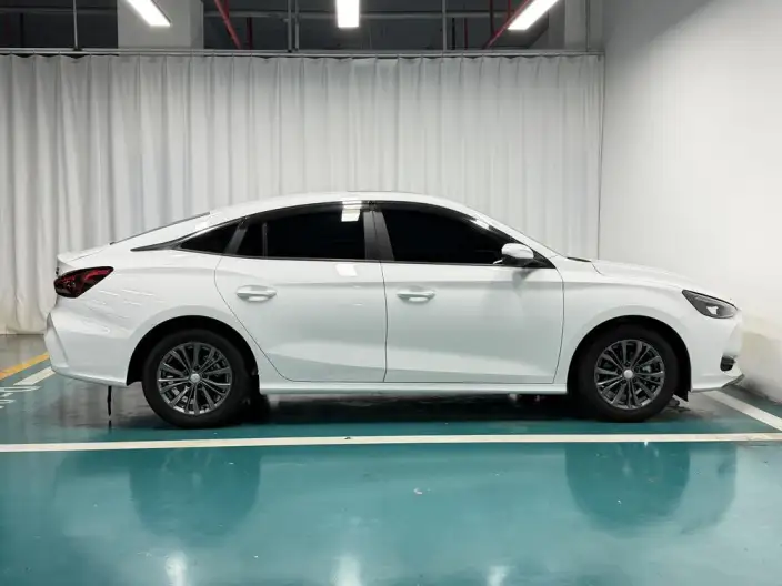 MG5 2026 Model 180DVVT Global Deluxe Edition – фото 8