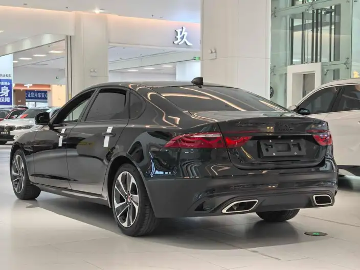 Jaguar XFL 2022 Model 2.0T P200 2WD Elite Deluxe Edition
