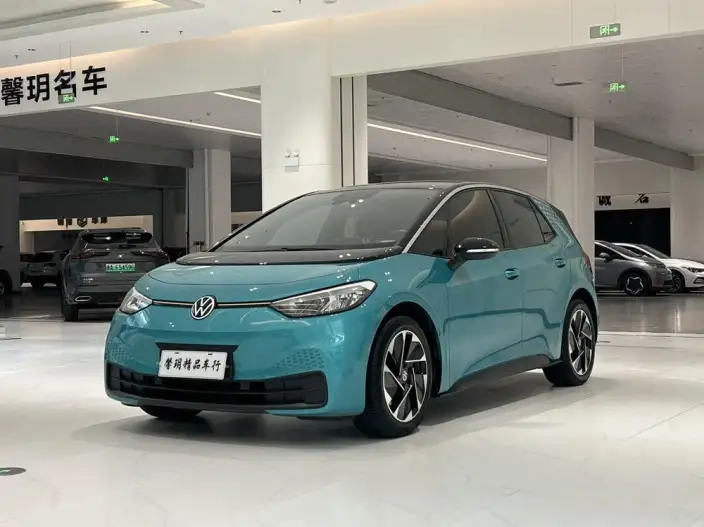 Volkswagen ID.3 2023 Model Pure Smart Edition – фото 1