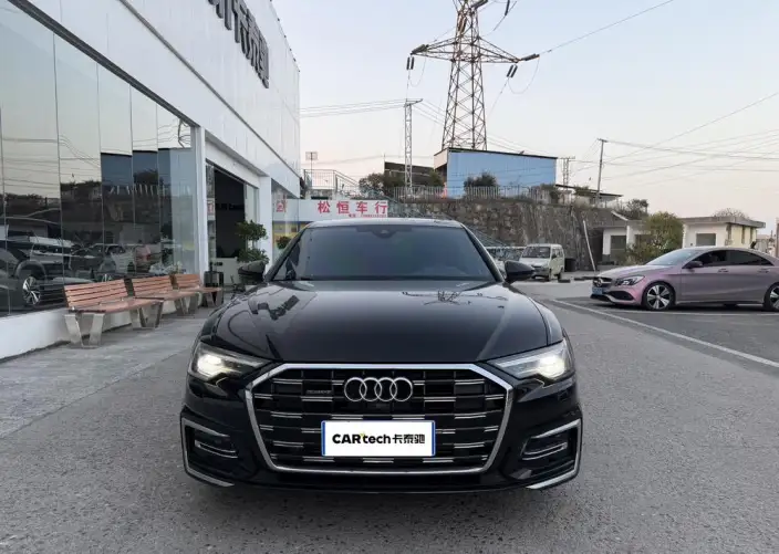 Audi A6L 2023 Model Facelift 45 TFSI quattro Exclusive Dynamic Model – фото 2